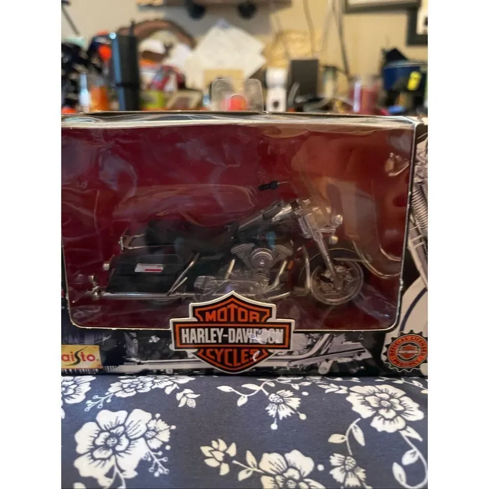 New Harley-Davidson Kids Die Cast Motorcycle Set 1:18 Set of 2